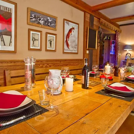Chalet Le Pot De Miel Panzió Montgenèvre